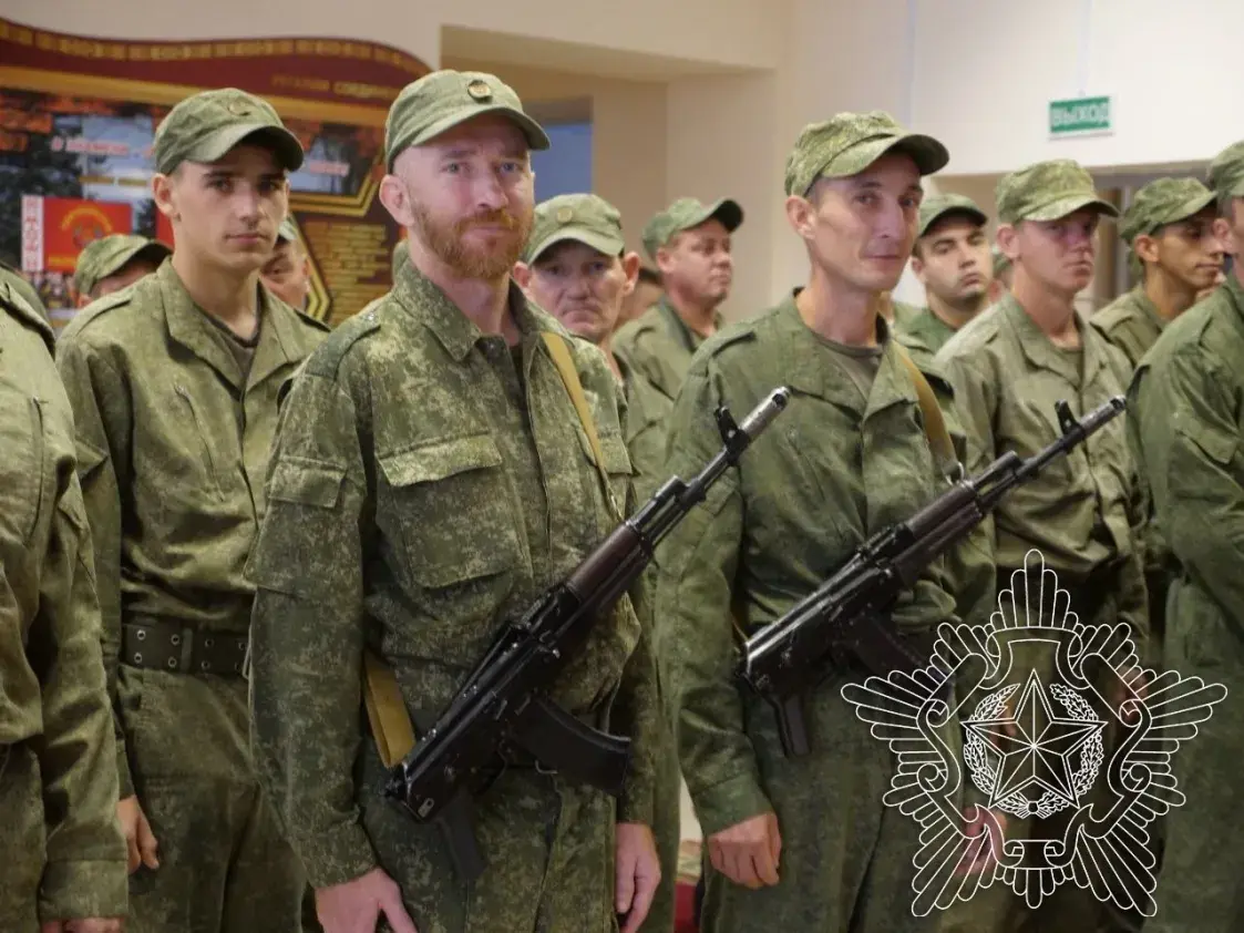 Аграрыяў, якія дрэнна збіралі ўраджай, ужо пачалі адпраўляць у войска