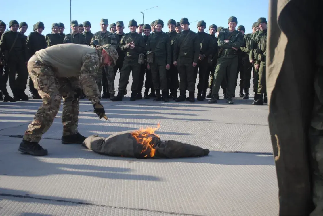 Беларускія вайскоўцы рыхтуюцца да таго, што іх танкі будуць гарэць