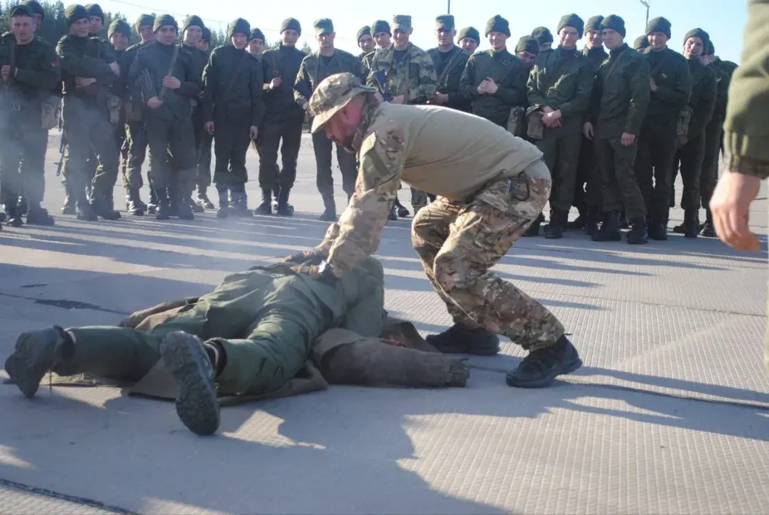 Беларускія вайскоўцы рыхтуюцца да таго, што іх танкі будуць гарэць