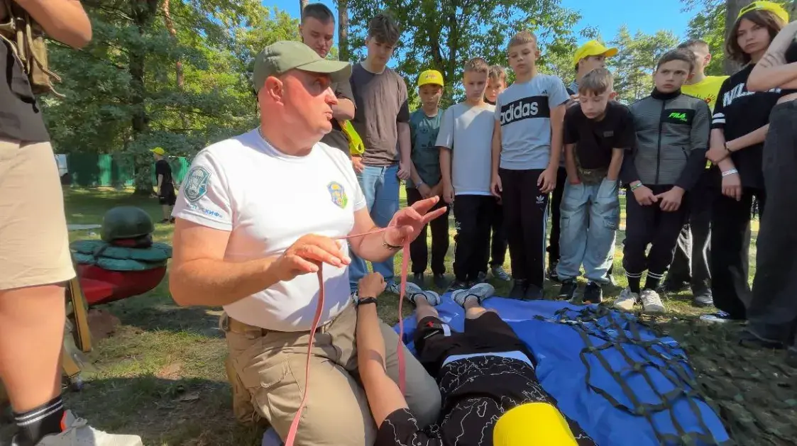 У Рэчыцкім раёне прыхільнік "рускага свету" рыхтаваў "юных партызан"