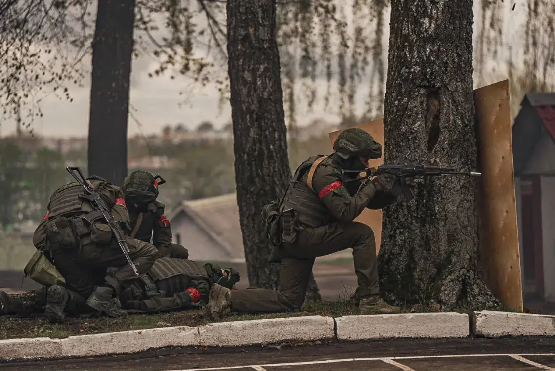 Ва ўнутраных войсках Беларусі стварылі 12-ы атрад спецназа — "Гром"