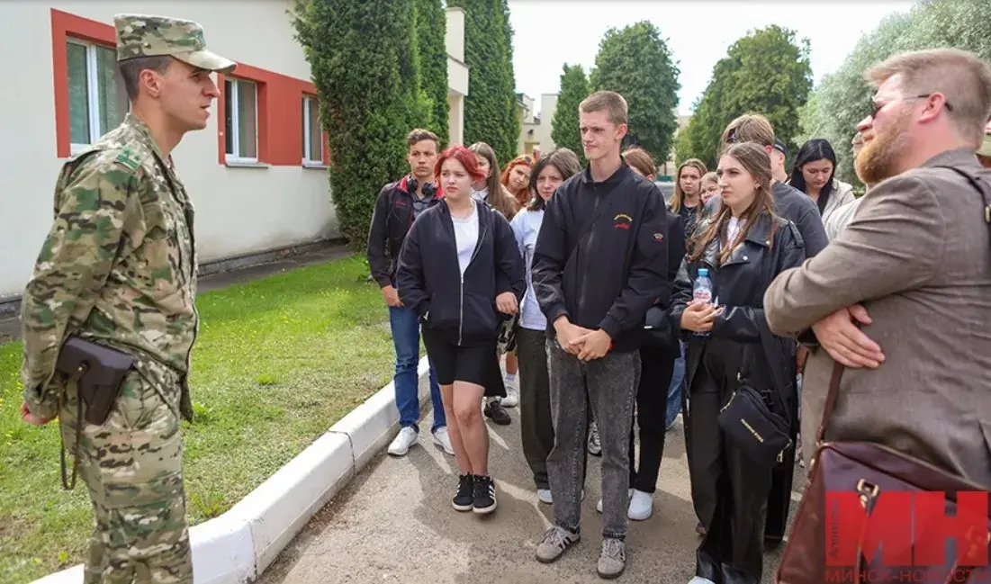 У вайсковую часць у Мінску прыязджала "дэлегацыя" з акупаванага Мелітопаля