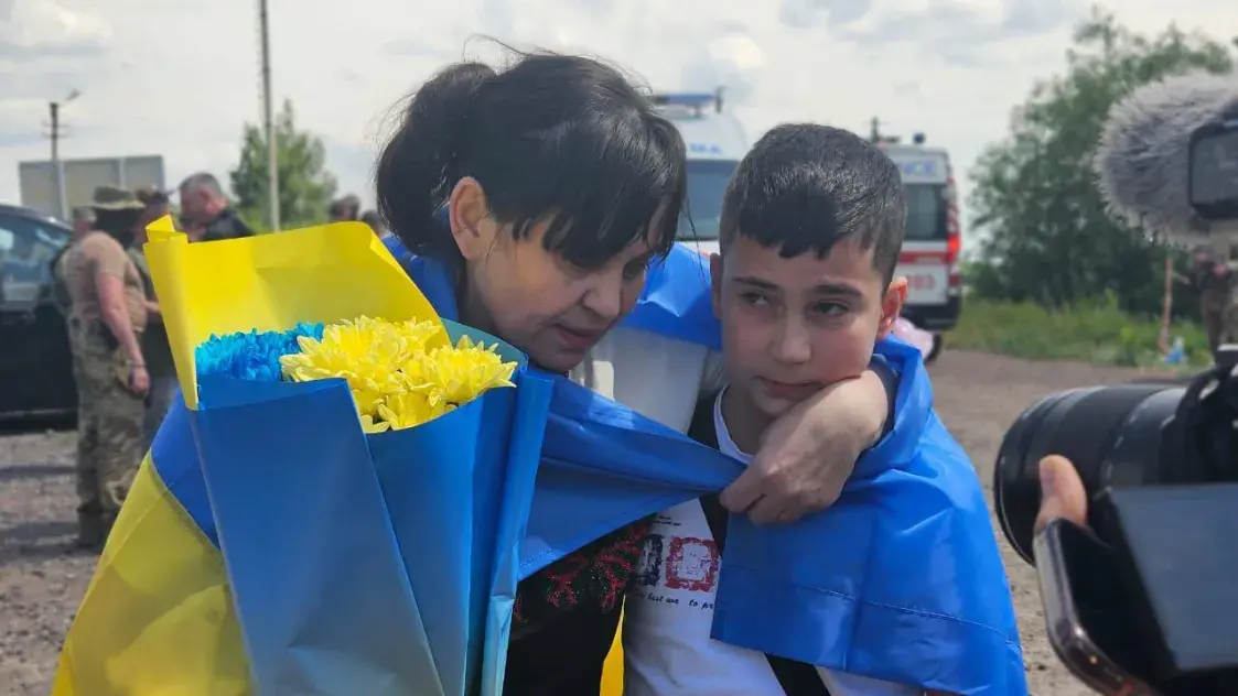 Украіна вярнула з палону 75 чалавек — Зяленскі