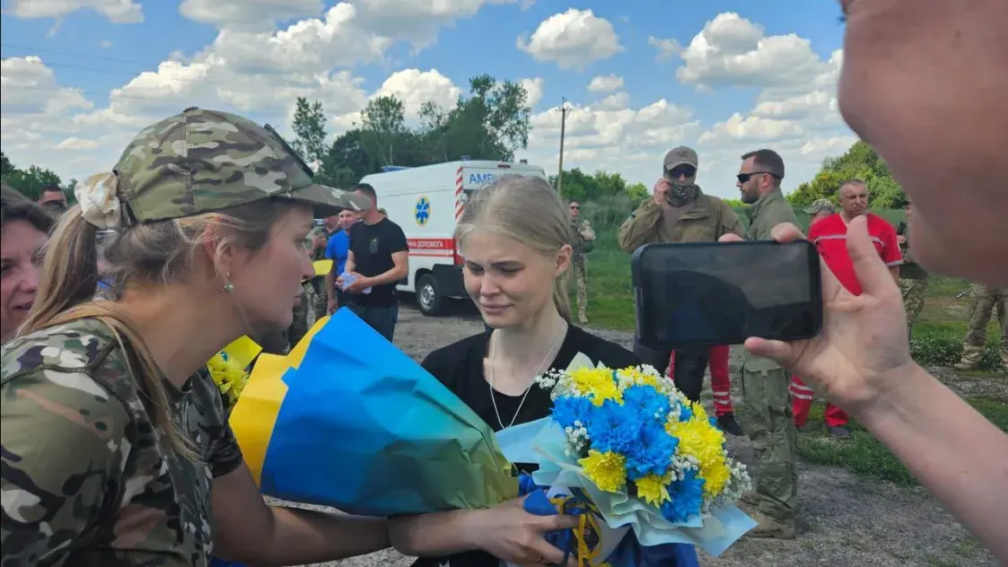 Украіна вярнула з палону 75 чалавек — Зяленскі