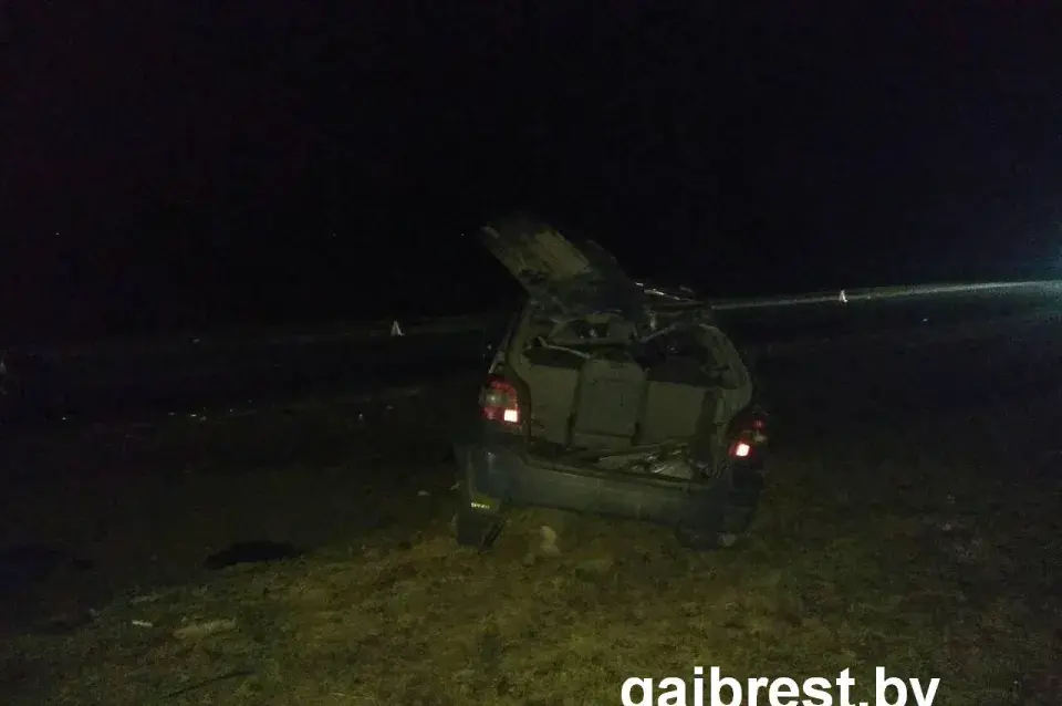 У ДТЗ пад Баранавічамі аўтамабіль разваліўся на часткі, кіроўца загінуў
