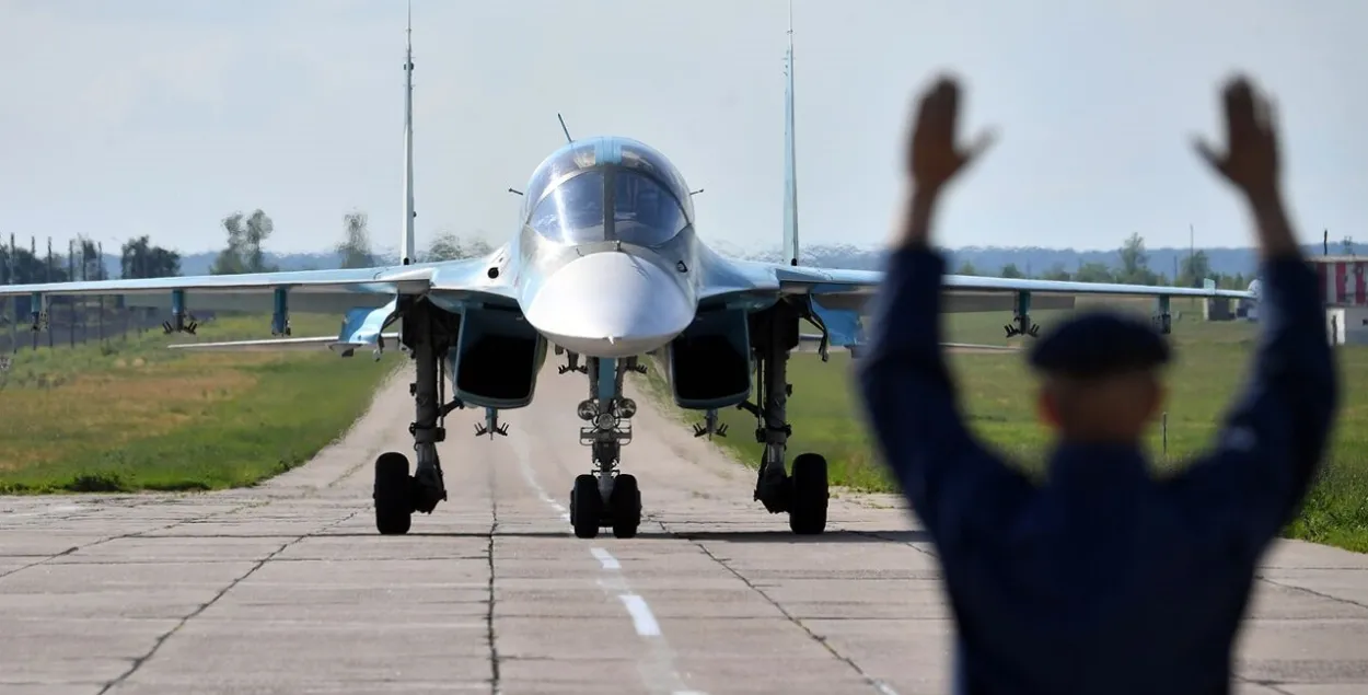 Украина внимательно следит за присутствием российской армии в Беларуси / Илюстративное фото ria.ru
