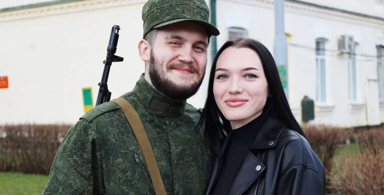Ваеннаабавязаных адпусцяць, каб яны разам з сем'ямі сустрэлі "свята Вялікай Перамогі" / t.me/modmilby/

