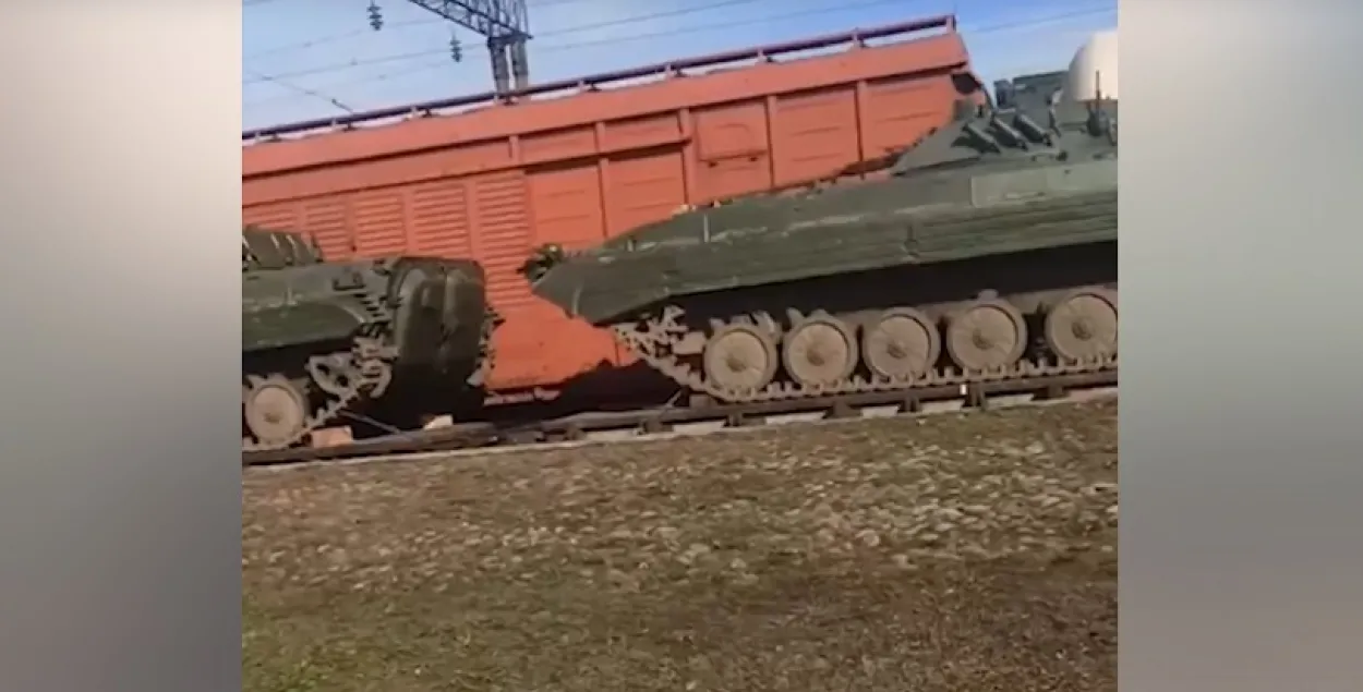 Военная техника отправляется в РФ / t.me/belzhd_live

