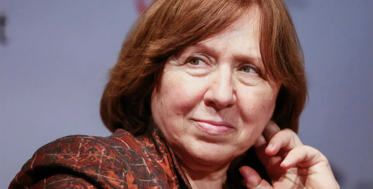 Кнігі Святланы Алексіевіч правяраюць на экстрэмізм