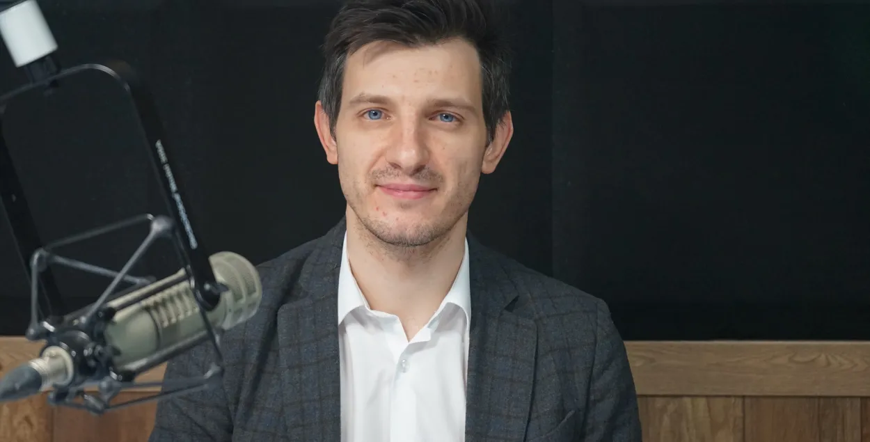 Ці змянілася стаўленне беларусаў да вайны ва Украіне — стрым з Астапенем