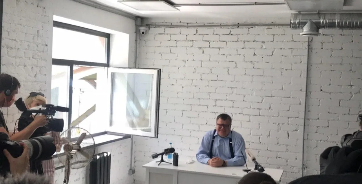Бабарыка лічыць Ціханоўскага невінаватым... да рашэння суда