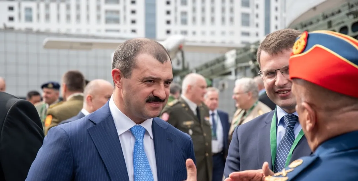 Віктар Лукашэнка і Мікалай Карпянкоў сталі генераламі