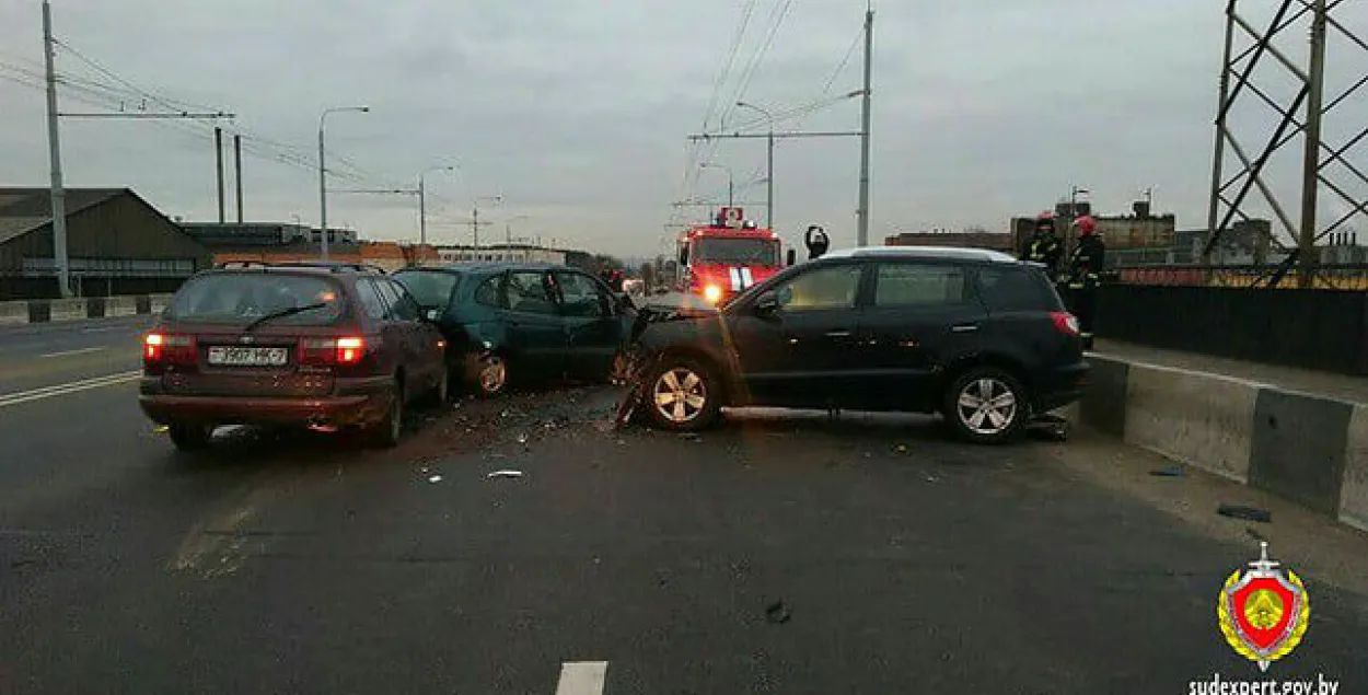 Тры чалавекі трапілі ў лякарню пасля масавага ДТЗ у Мінску