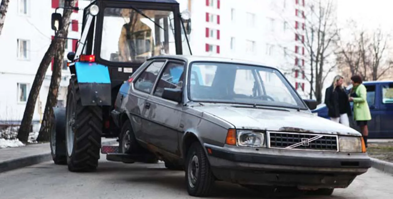 Ад пачатку года ў мінскіх дварах выявілі больш за 800 кінутых аўтамабіляў