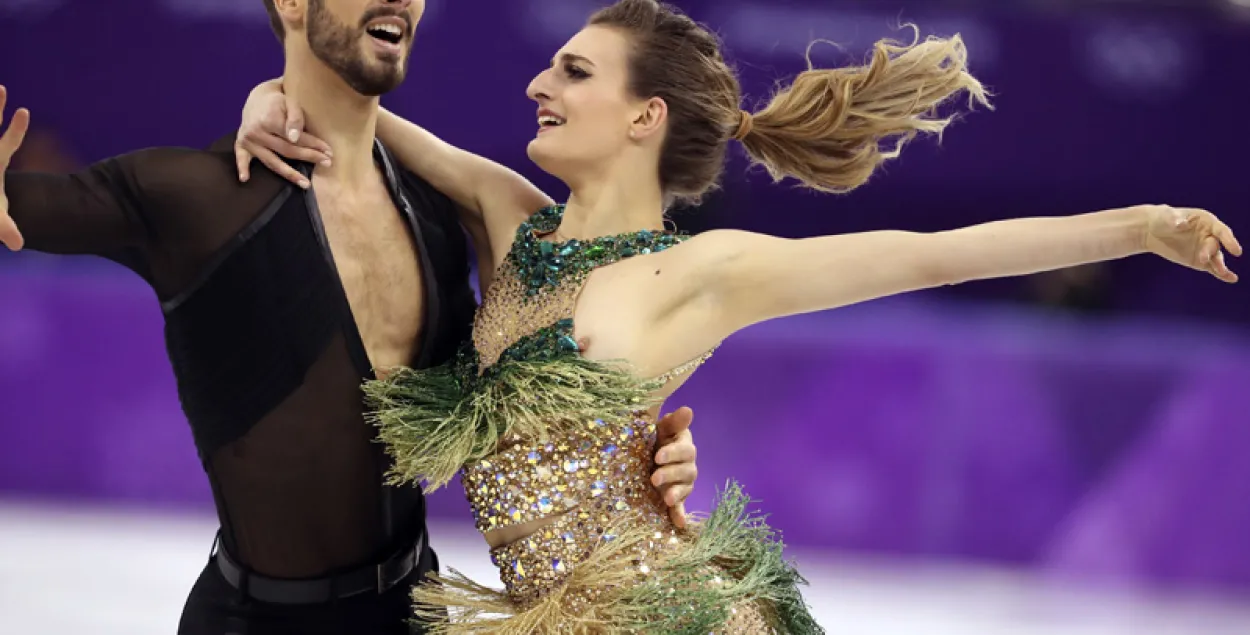 У французскай фігурысткі падчас выступу на Алімпіядзе агаліліся грудзі (фота)