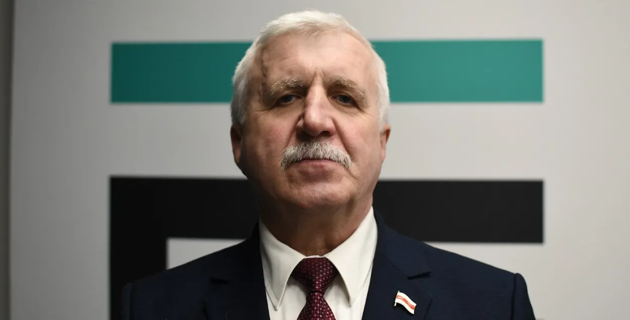 Выжыць за кратамі: што адбываецца ў СІЗА КДБ з лідарам БНФ?