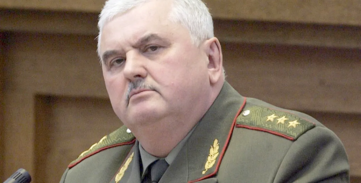 Экс-міністр абароны стаў прарэктарам ВНУ, дзе вучыўся "хлопец з бензапілой"