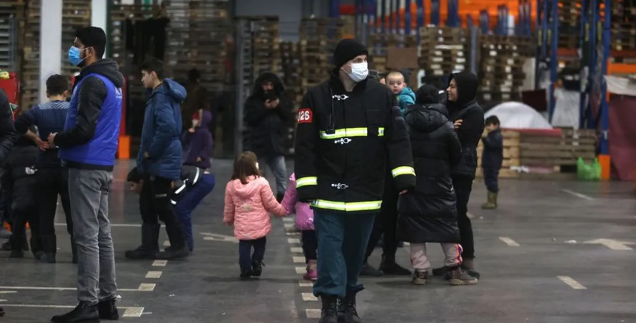 У лагістычным цэнтры ў Брузгах пералічылі мігрантаў, іх стала больш