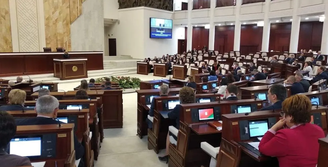 Палата прадстаўнікоў ухваліла адмену адвакацкіх бюро і індывідуальнай практыкі