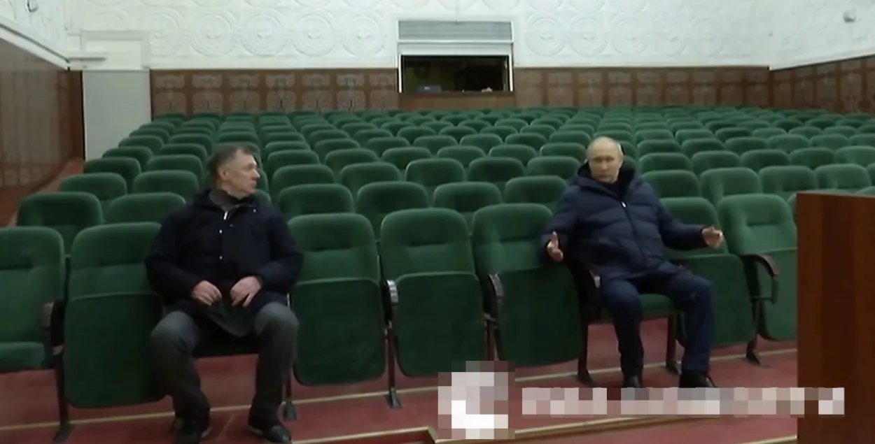 Пуцін нібыта наведвае Марыупаль / кадр з відэа
