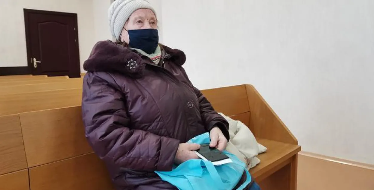 89-гадовую мінчанку аштрафавалі на 870 рублёў