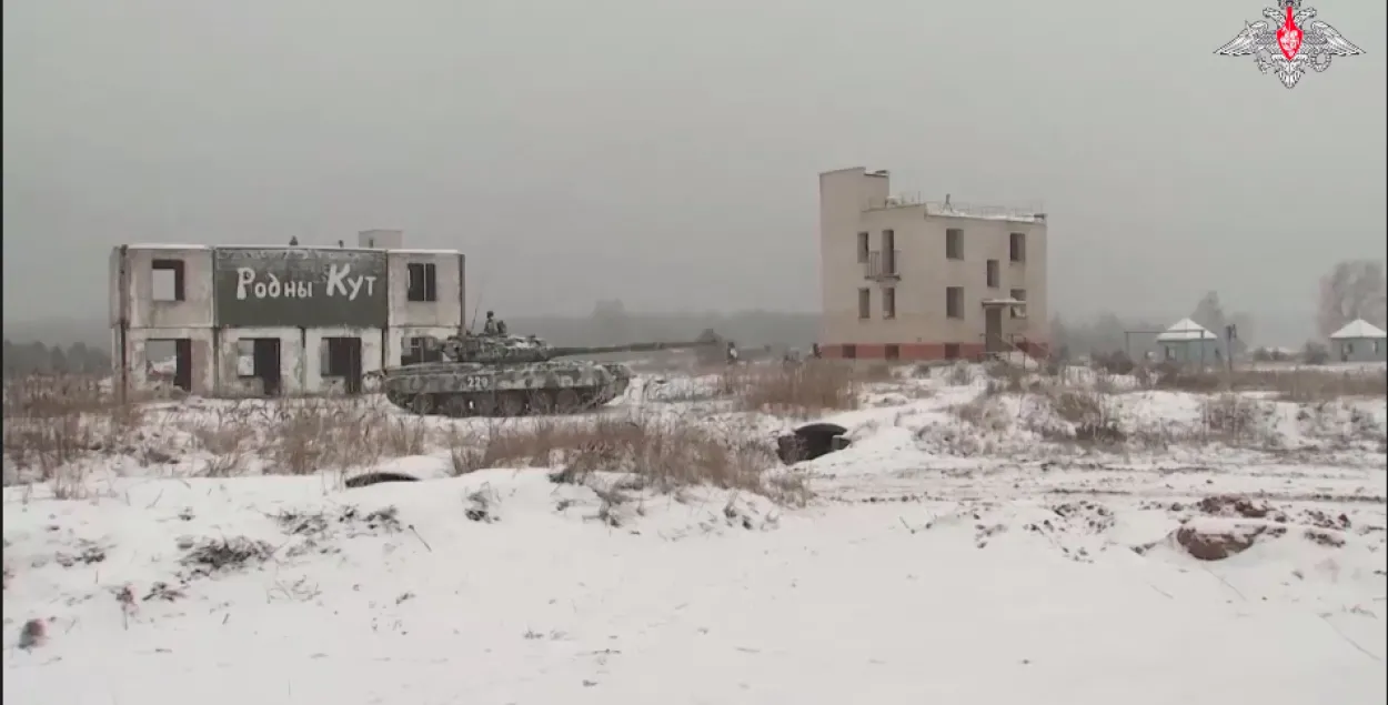 Расійскія вайскоўцы на вучэннях у Беларусі / кадр з відэа

