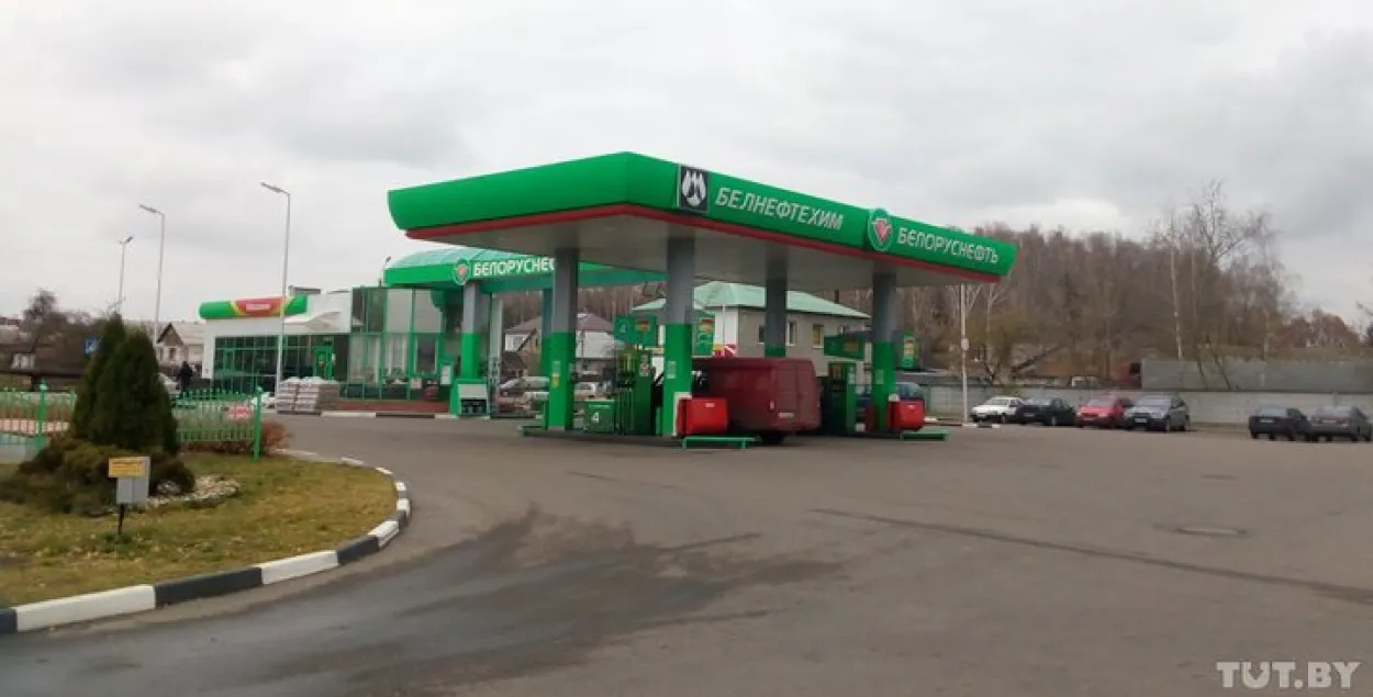 Заправка, иллюстративное фото
