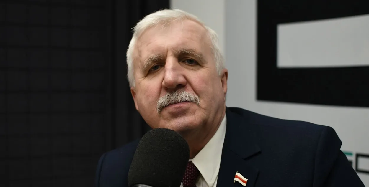 Рыгор Кастусёў падчас стрыма на "Еўрарадыё"
