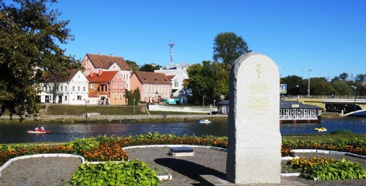 Это будет не первый памятный знак на берегу Свислочи