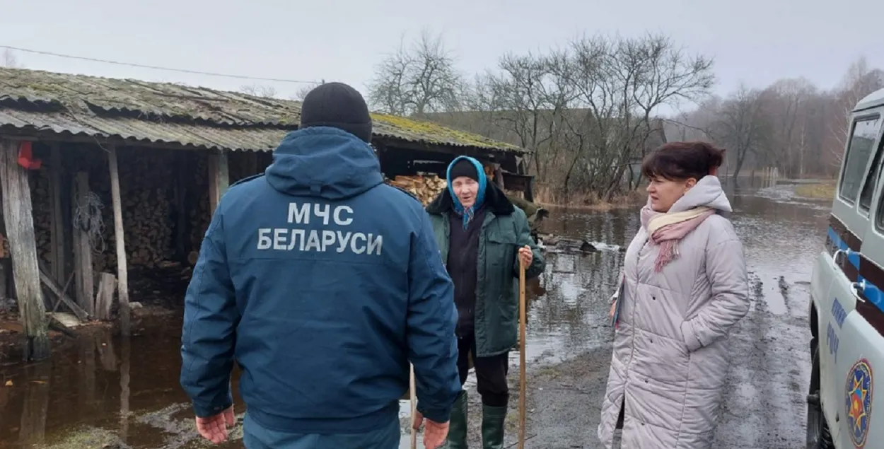 У Лунінецкім раёне "ў дамах, на шчасце, сітуацыя штатная"
