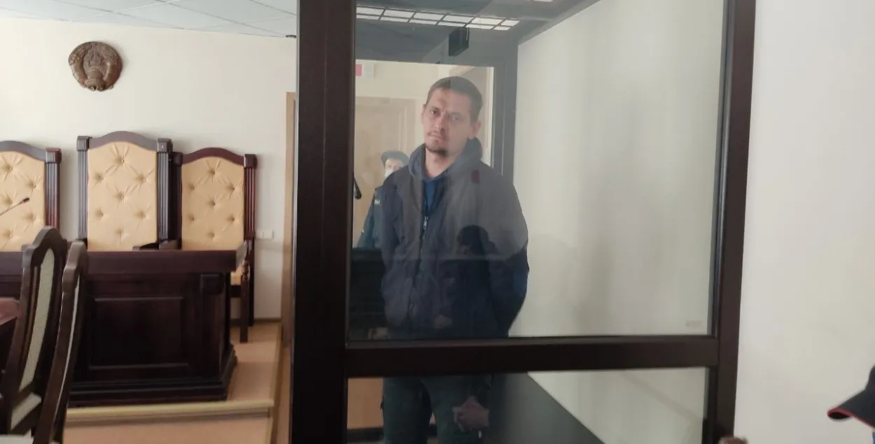 Павел Пяскоў на судзе
