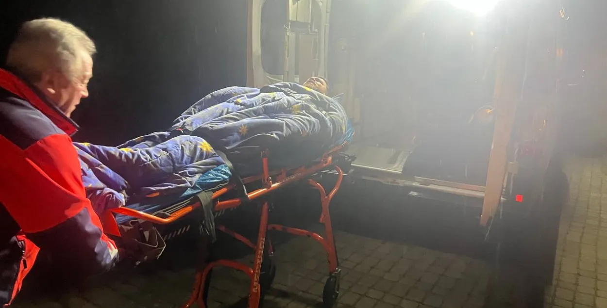 Леаніда Волкава вязуць у бальніцу
