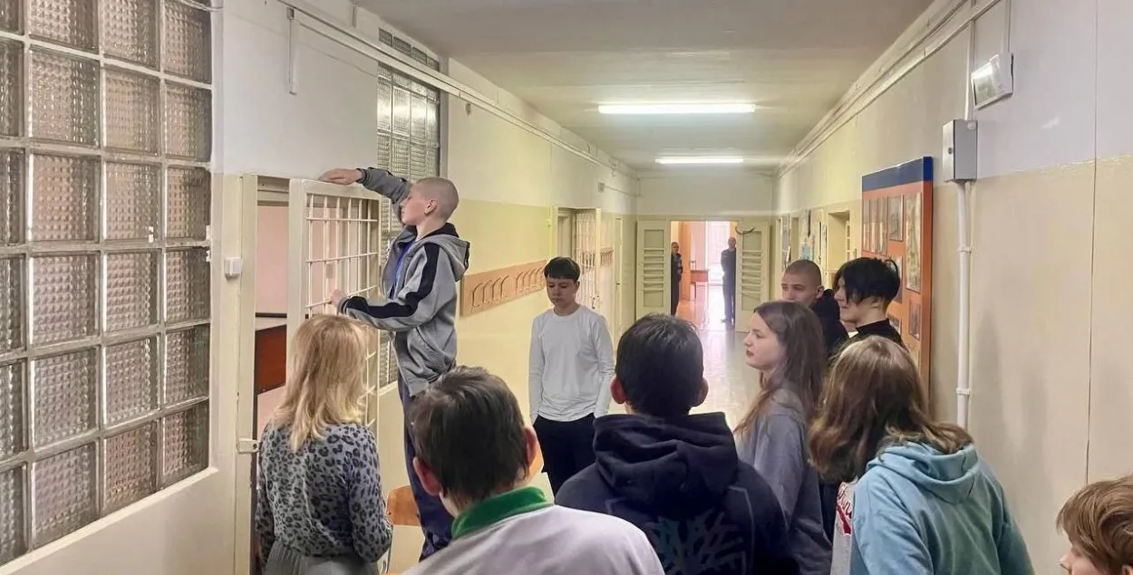 Экскурсія на Акрэсціна
