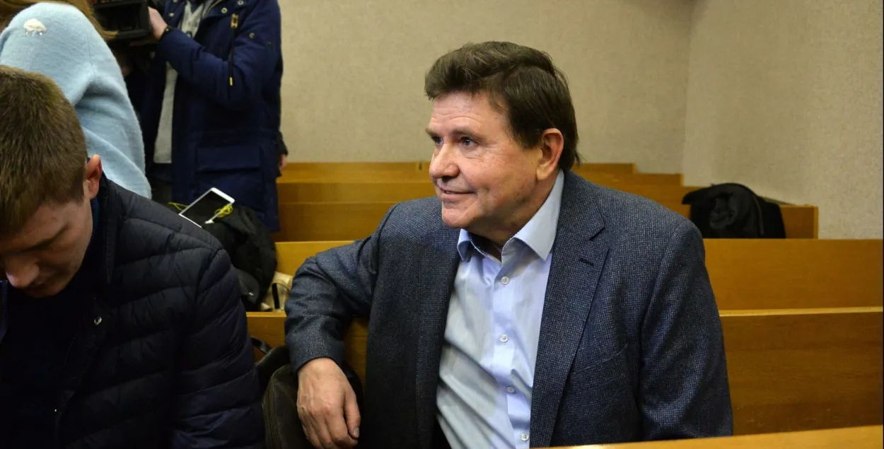Акадэмік Аляксандр Бялецкі на судзе

