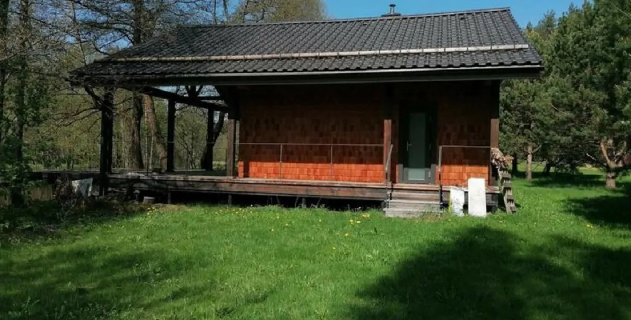 З пабудоваў там ёсць толькі лазня
