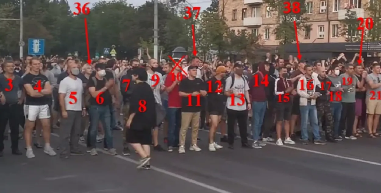 Силовики попытались выяснить фамилии всех активных участников протестов
