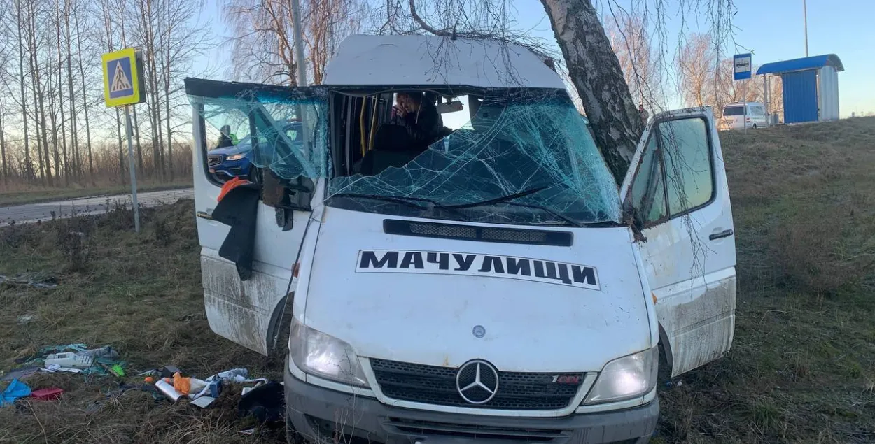 На месцы аварыі з маршруткай
