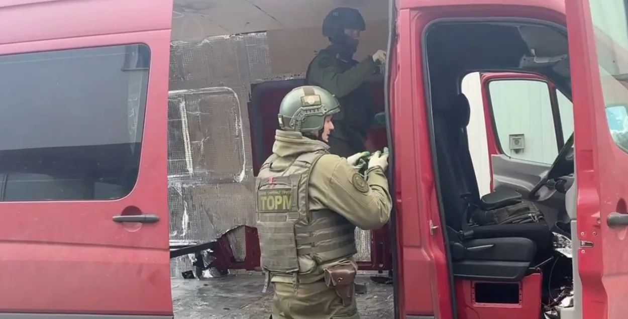Поиск взрывчатки
