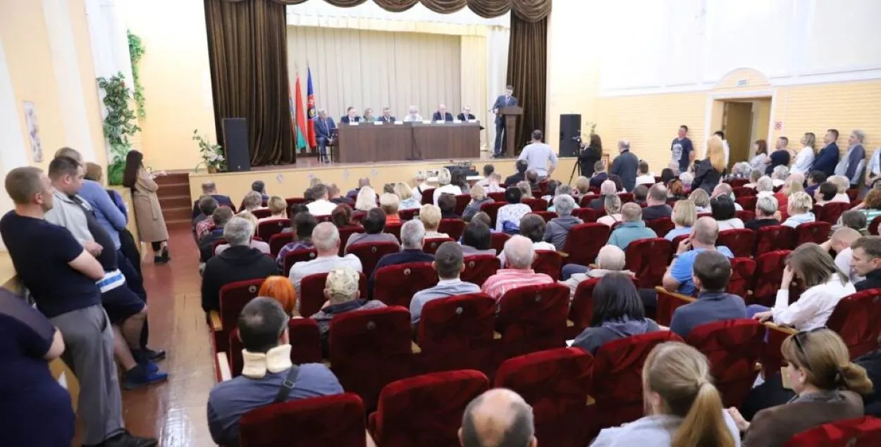 Итоги собрания властей с жителями
