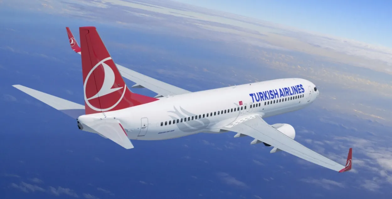 Самолёт Turkish Airlines
