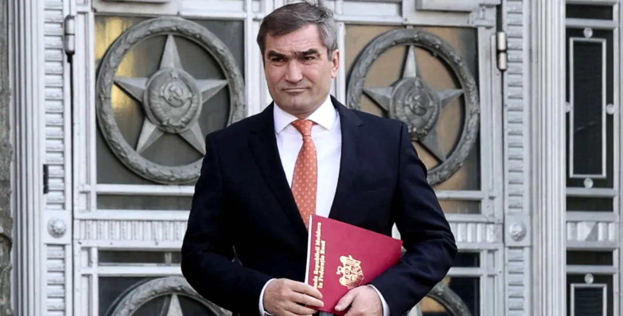 Посол Молдовы Лилиан Дарий
