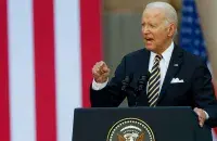 Джо Байден на вильнюсском саммите НАТО / AP
