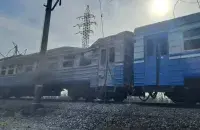 Цягнік, у які пацэліў расійскі дрон
