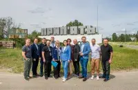 Саша Філіпенка (другі справа) у дэлегацыі Ціханоўскай
