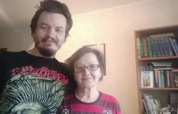 Илья Миронов с матерью / Фото из Facebook Валентины Мироновой
