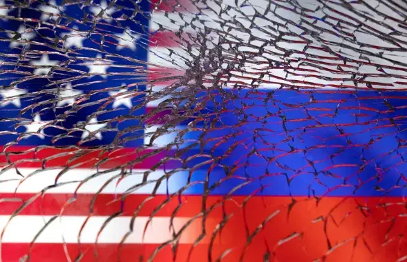 России все труднее обходить американские санкции / Reuters
