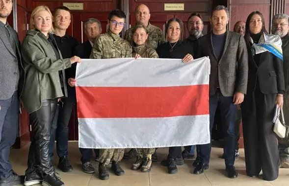Дэпутаты і добраахвотнікі / t.me/belwarriors
