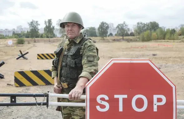 Афіцыйна заяўляецца, што ніякай мабілізацыі ў Беларусі не будзе, але людзей да яе рыхтуюць / sb.by
