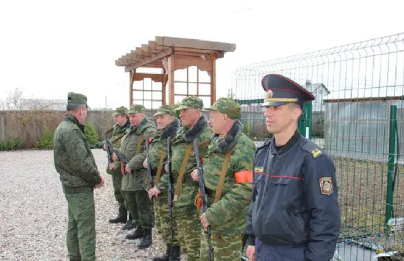 Байцы "народнага апалчэння" / novgazeta.by
