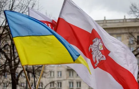 Для Украины очень важно, чтобы Беларусь в нынешней ситуации не потеряла своей независимости, заявил Владимир Зеленский / Telegram

